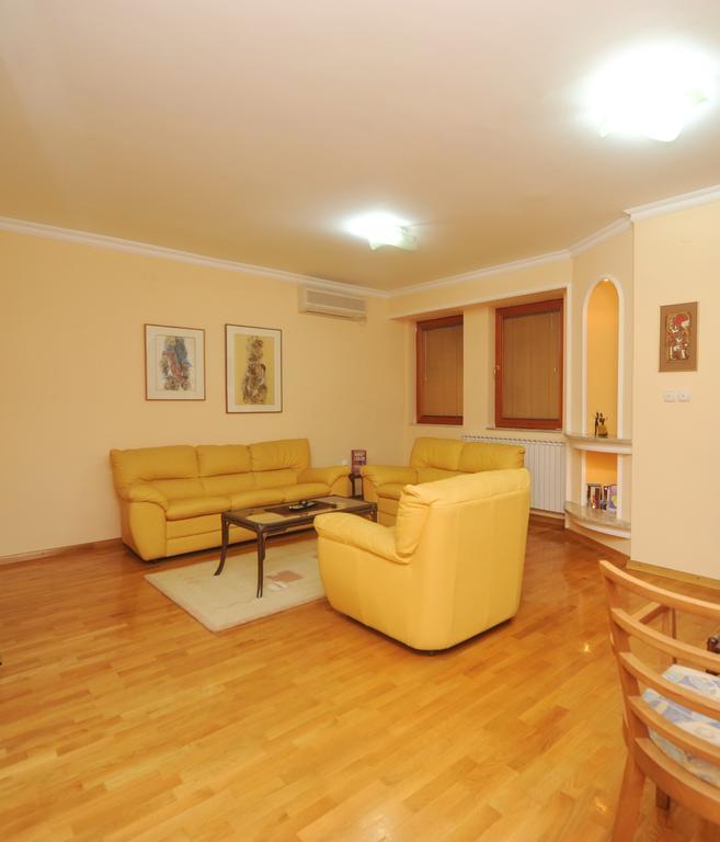 Exclusive Central Apartments Üsküp Dış mekan fotoğraf