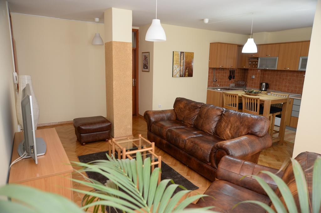 Exclusive Central Apartments Üsküp Dış mekan fotoğraf