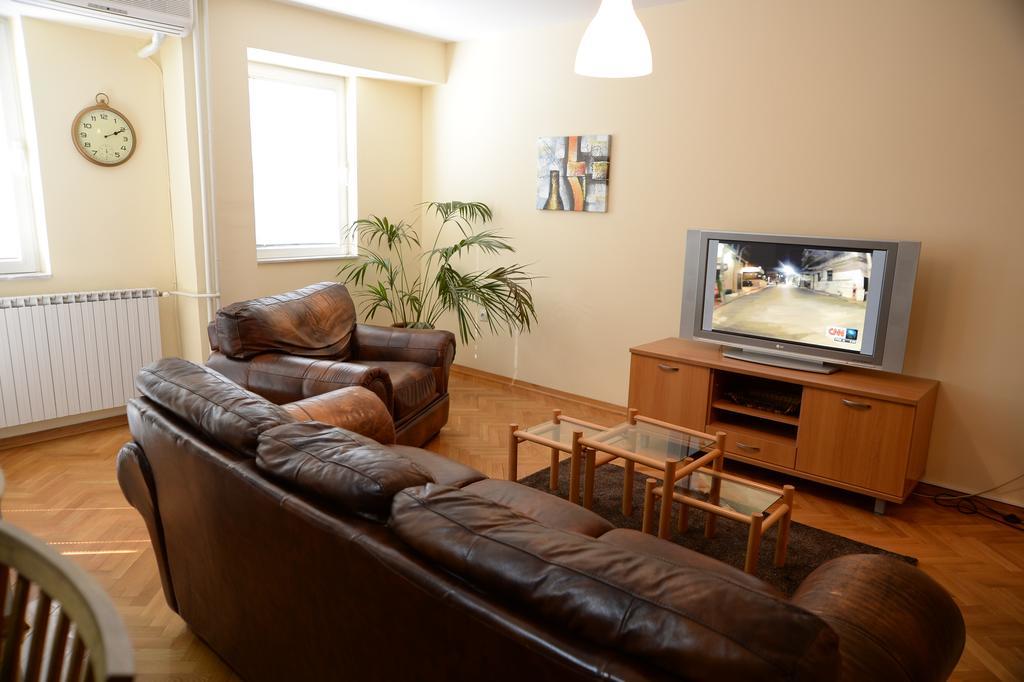 Exclusive Central Apartments Üsküp Dış mekan fotoğraf